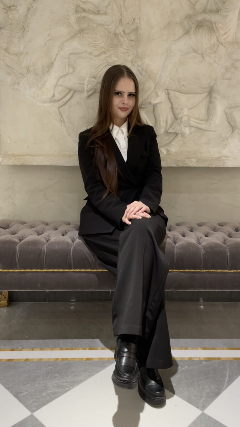 IMG 8126 768x1365